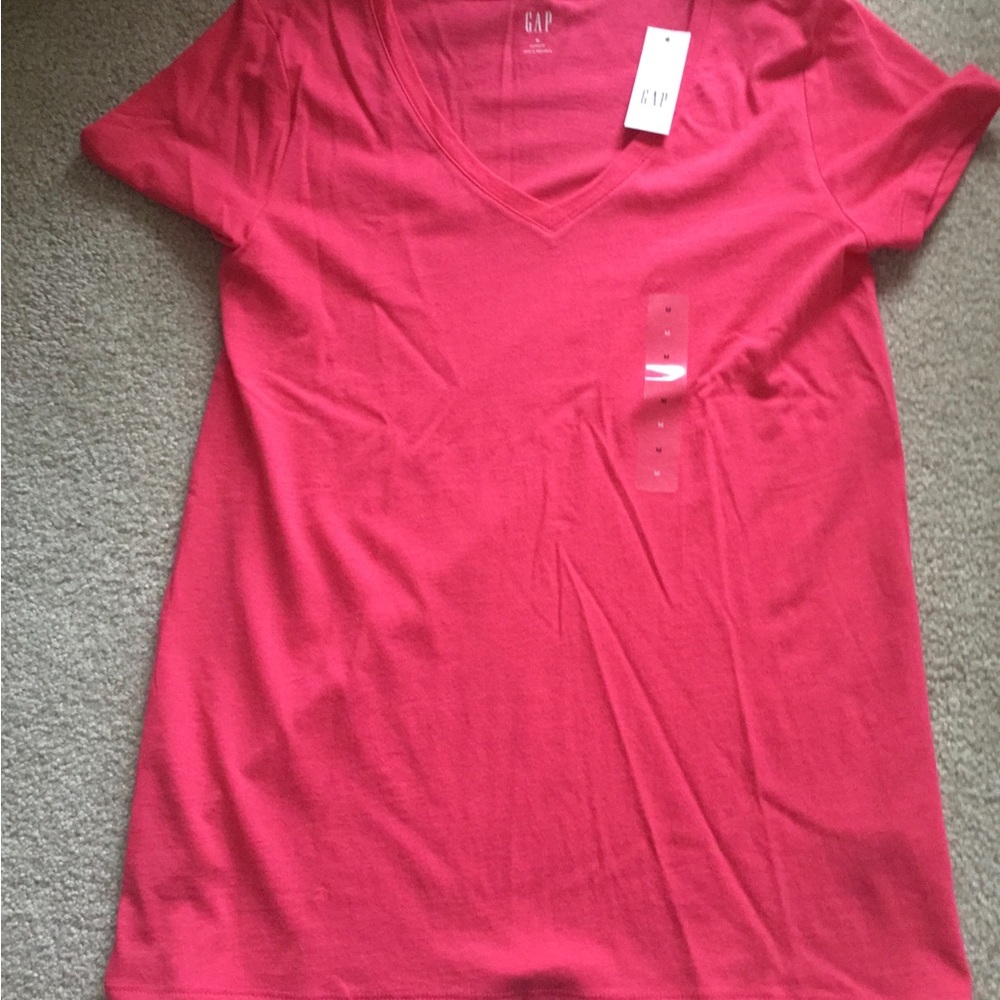 GAP TOPS SHORT SLEEVE & TANK TOP MEDIUM - Picture 2 of 4